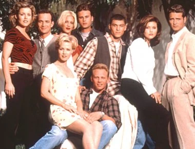 Θυμάστε τον Steve Sanders από τα «Χτυποκάρδια στο Beverly Hills»; Δείτε τον στα 54 του!